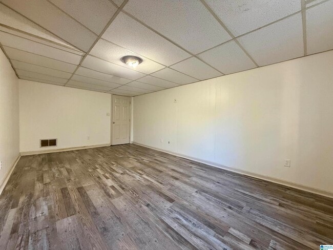 Photo - 648 Cort Cir NE