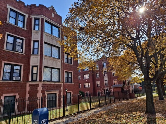 Building Photo - 8201 S Michigan Avenue Rental