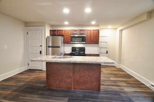 1 W 3rd St Unidad 1 W. 3rd St. 2nd Floor Front