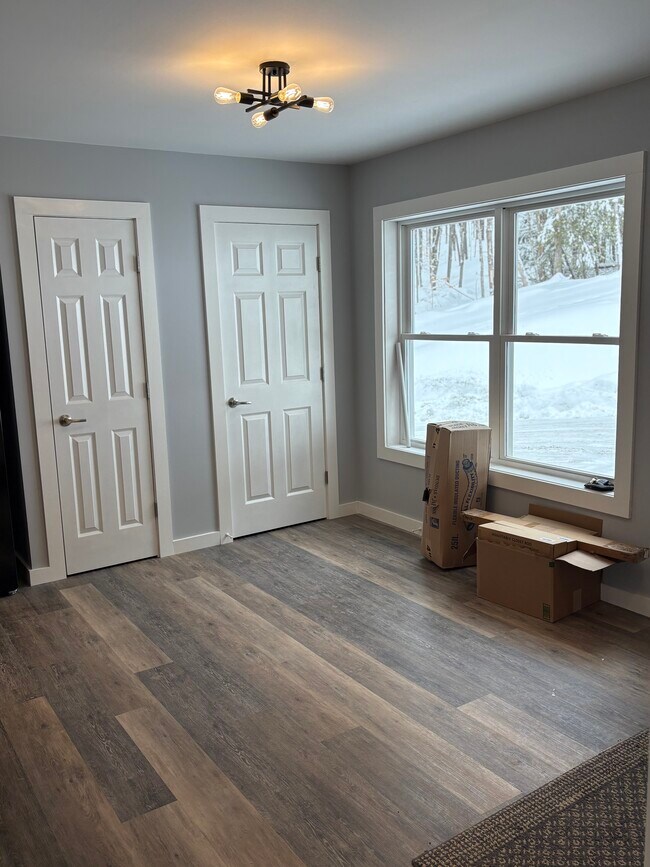 Photo - 867 Upper Pleasant Valley Rd