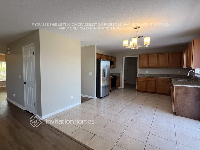 Photo - 315 Sky Valley St