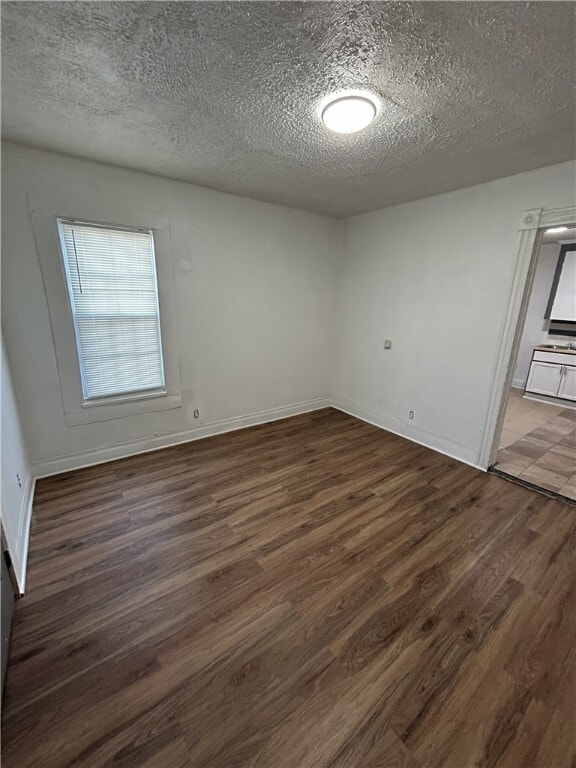 Photo - 301 Weaver St