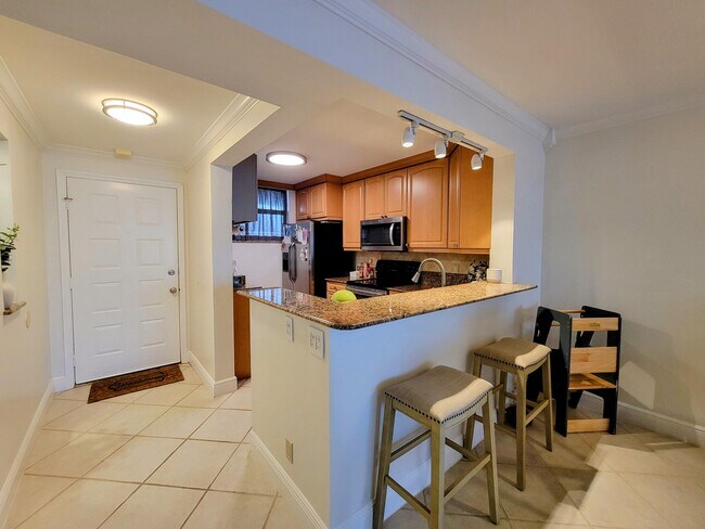 Photo - 111 Lake Emerald Dr Unidad 406