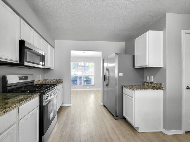 Photo - 20911 Foxwood Glen Ln