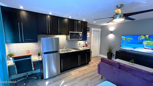 Photo - 236 N Keech St Unit Apt N