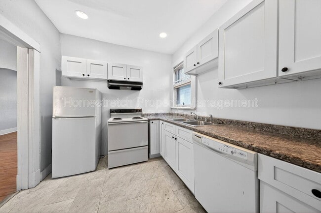 Photo - 4555 Ruskin Ave