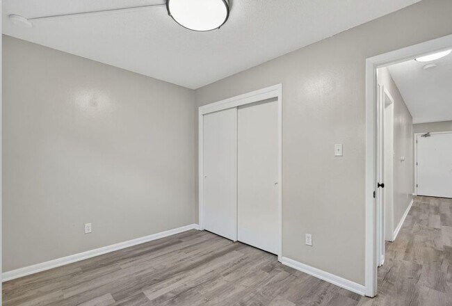 Photo - 800 13th St Unit 10