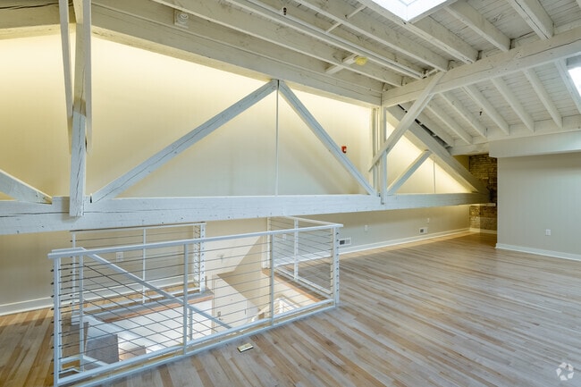 1BR, 1BA - 680SF