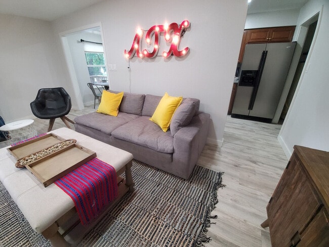 Photo - 2501 Parker Ln Unit SI ID1565954P