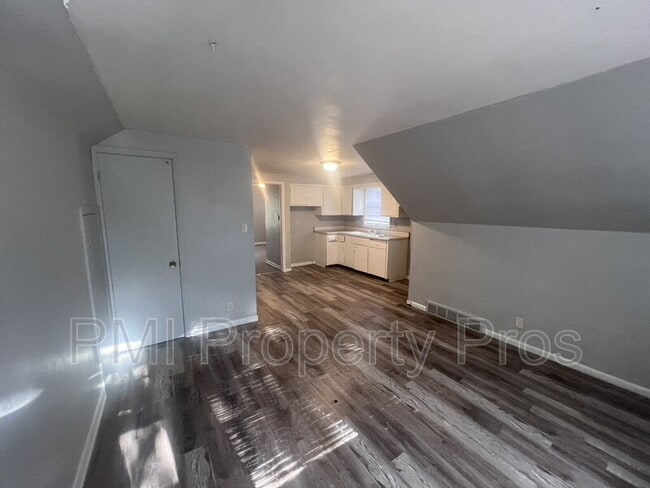 Photo - 4566 N 28th St