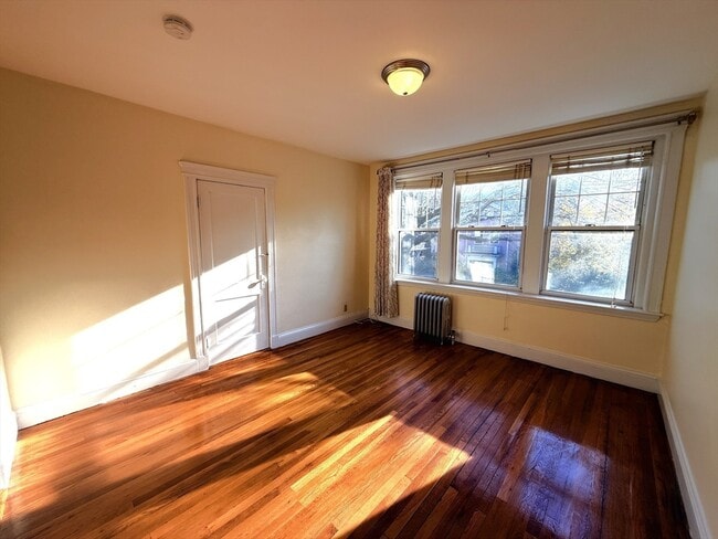 Photo - 333 Harvard St Unit 4