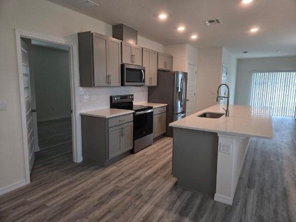 Photo - 1568 Hummingbird Rd