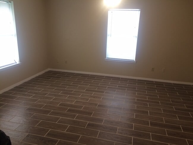 Photo - 1604 15th Pl