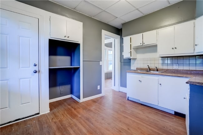 Photo - 223-225-225 Rosewood Terrace Unidad 223