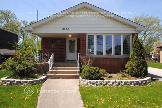 Photo - 8714 S 55th Ave House