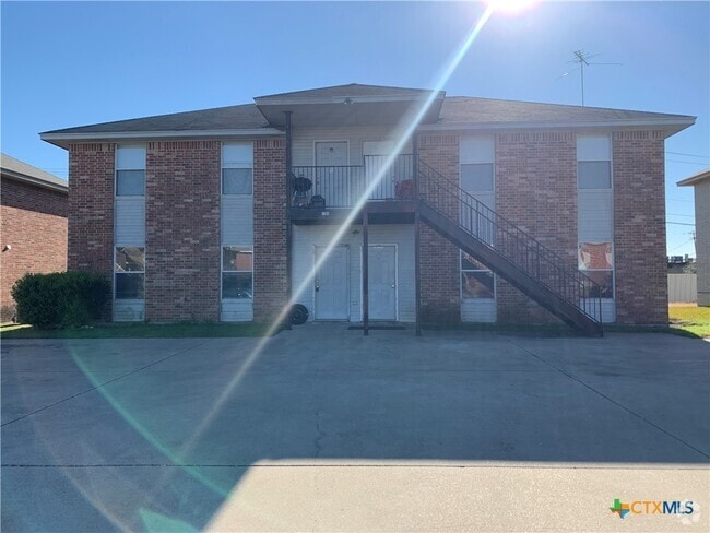 Building Photo - 5708 Greengate Dr Unit A Rental
