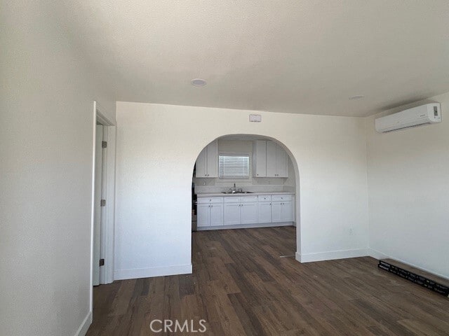 Photo - 1141 W Mill St