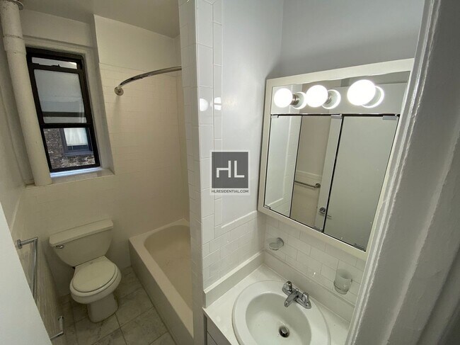 Photo - EAST 46 STREET Unit 8M