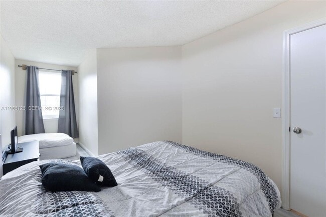 Photo - 9925 NW 57th Manor