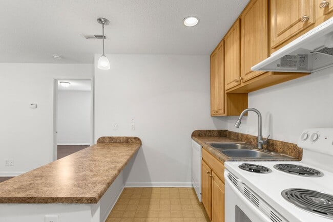 Photo - Mountain Crest