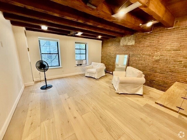 Building Photo - 120 Commercial St Unit 3-4 Rental
