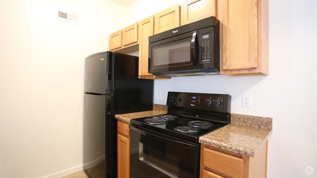 Kitchen - Madden's Pointe