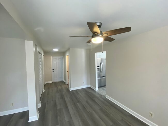 Photo - 11 N Lakeside Dr Unit 1