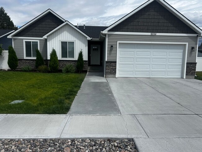 Building Photo - Wonderful Neighborhood In Chubbuck!