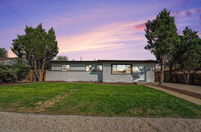 Building Photo - For RENT: Spacious 3-Bed 3-Bath Home in Fe...