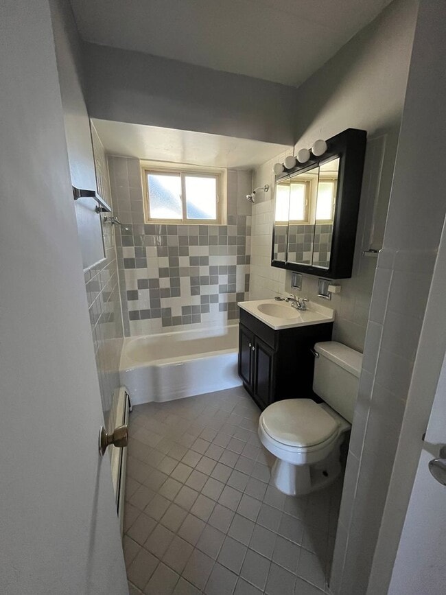 Photo - Salem Village Apartments LLC Unit 6B