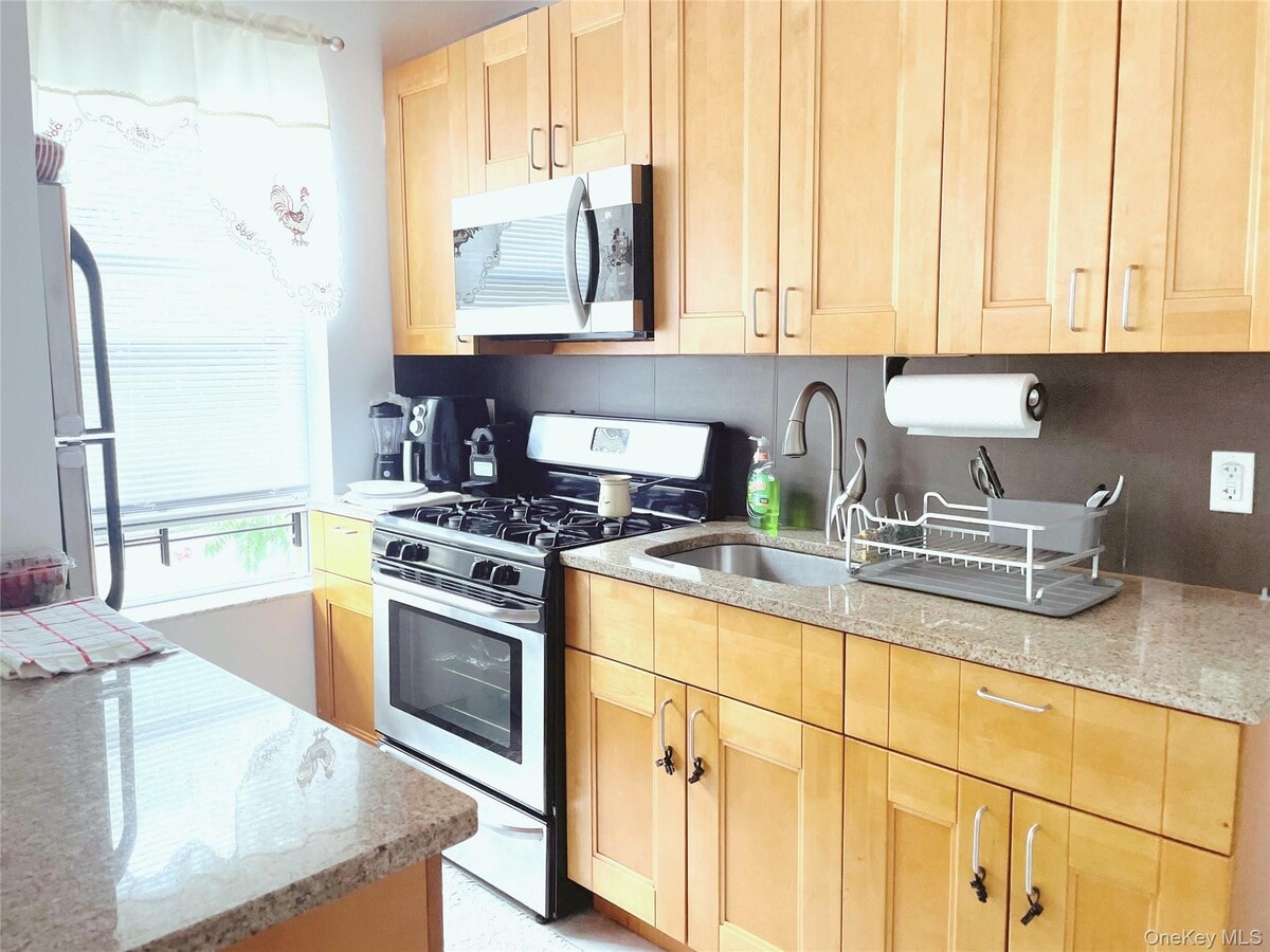 Photo - 60-08 Cooper Ave Unit 2