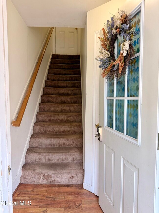 20 Van Dorn St