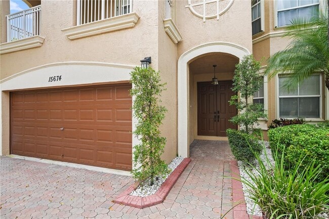 Photo - 15674 SW 53rd Ct