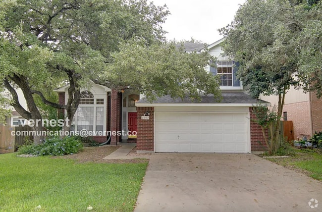 Building Photo - 2303 Mockingbird Dr Rental