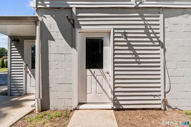 Photo - 184 Maple St