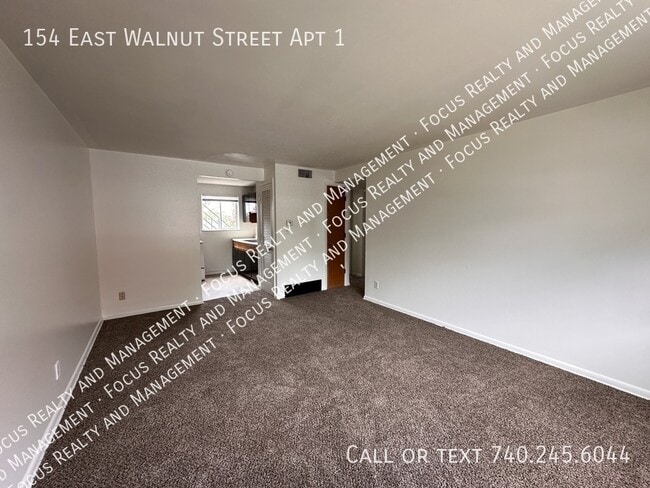 Photo - 154 E Walnut St Unit 1