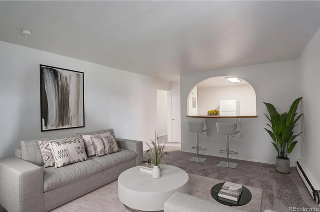Building Photo - Spacious & Remodeled 3-Bedroom Corner Unit 14 Rental