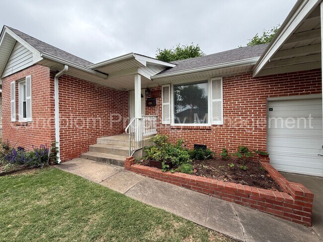 Photo - For Lease | Tulsa | $1275 Rent | Available now!