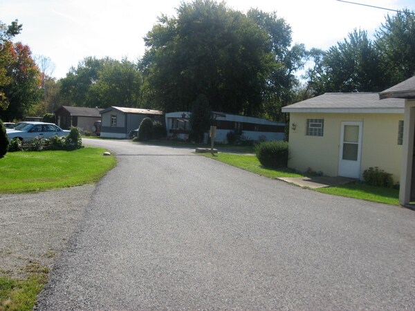 Photo - Lakeview Mobile Home Park