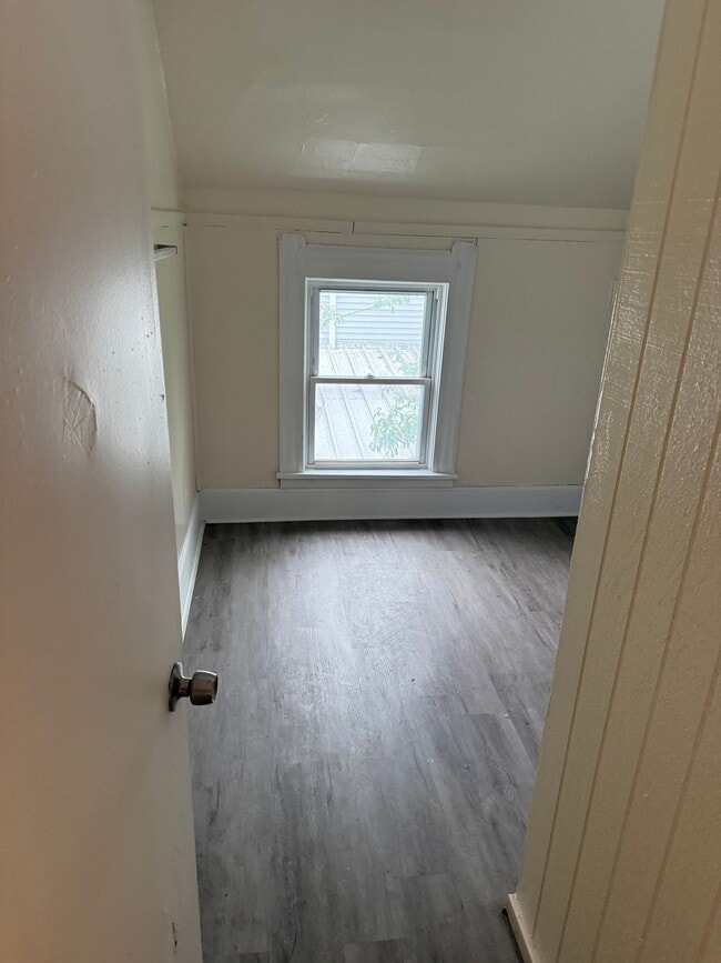 Photo - 1948 Long Ave