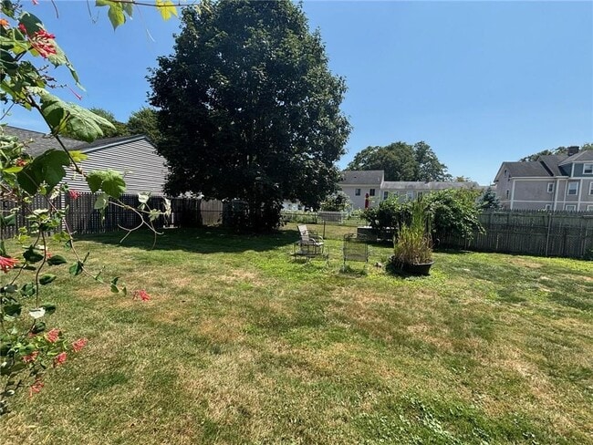 Photo - 712 Hope St Unit 2