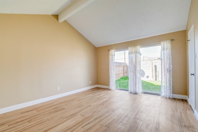 Photo - 11840 Spring Grove Dr