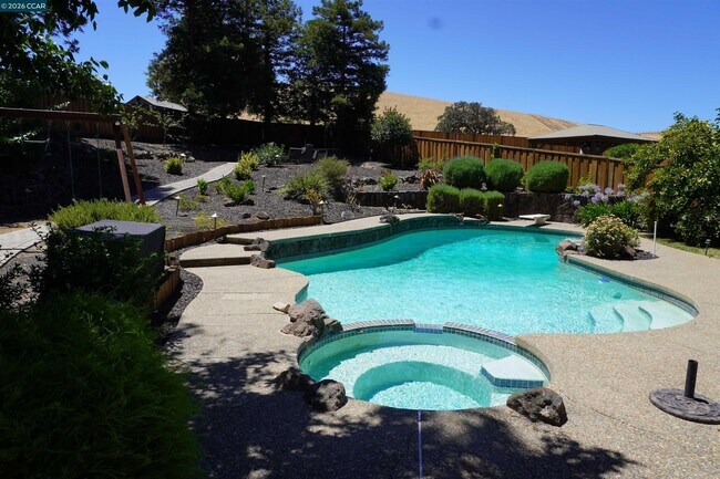 Photo - 1105 Fair Weather Cir