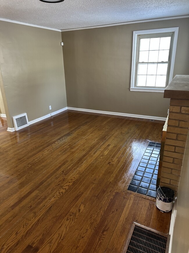 Photo - 2500 N 49th St