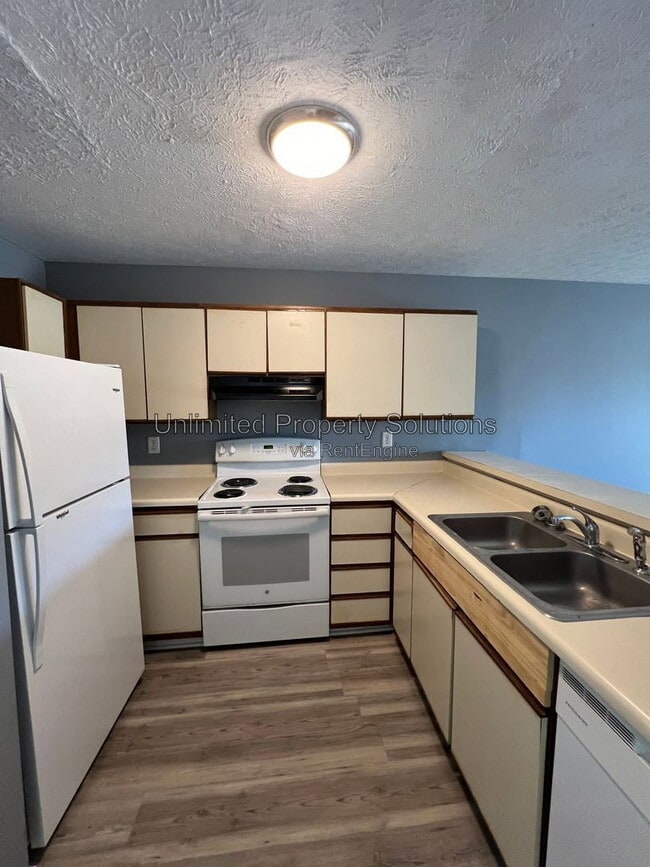 Photo - 213 Sunn Aire Ct Unit A