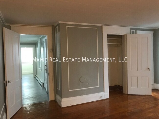 Photo - 198 Center St Unit 2