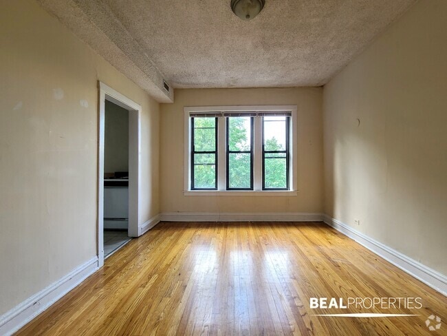 Building Photo - 3523 N Racine Ave Unit 2 bed Rental