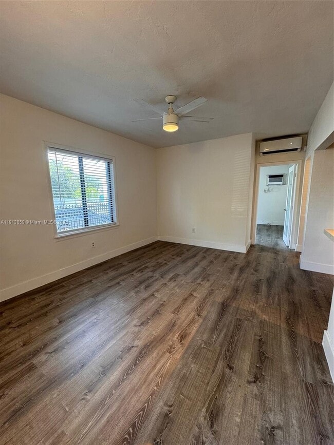 Photo - 570 NE 69th St Unit 1