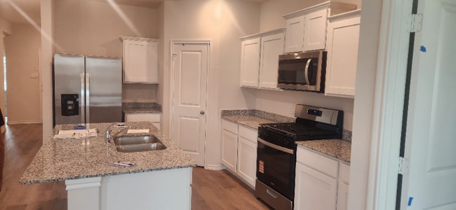 Photo - 1418 Saddlehorn Dr