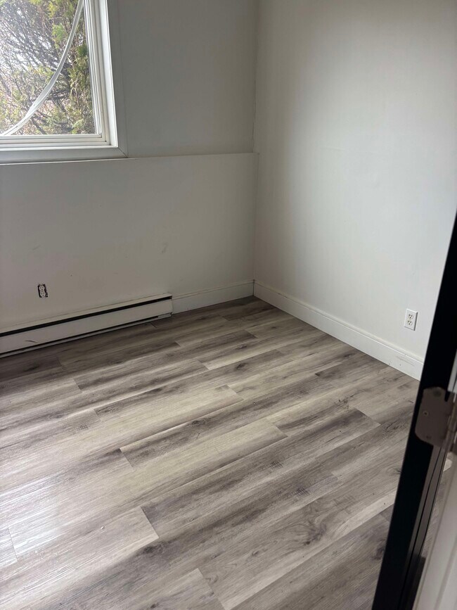 Photo - Bright and Airy 1-Bedroom in a Quiet, Convenient Neighborhood and Private Balcony Unit 0001